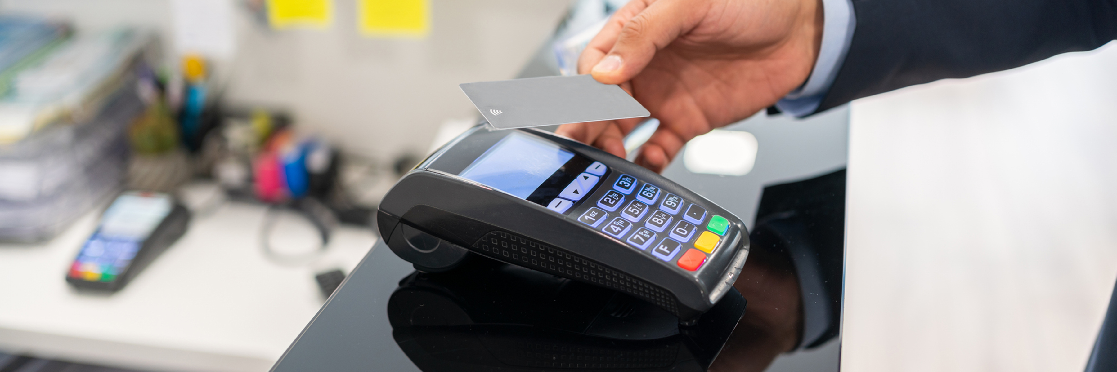 5 Benefits of Using Credit Cards for Everyday Expenses